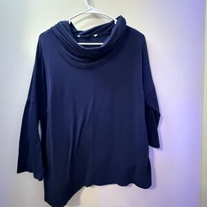 Women's Navy Sweater
